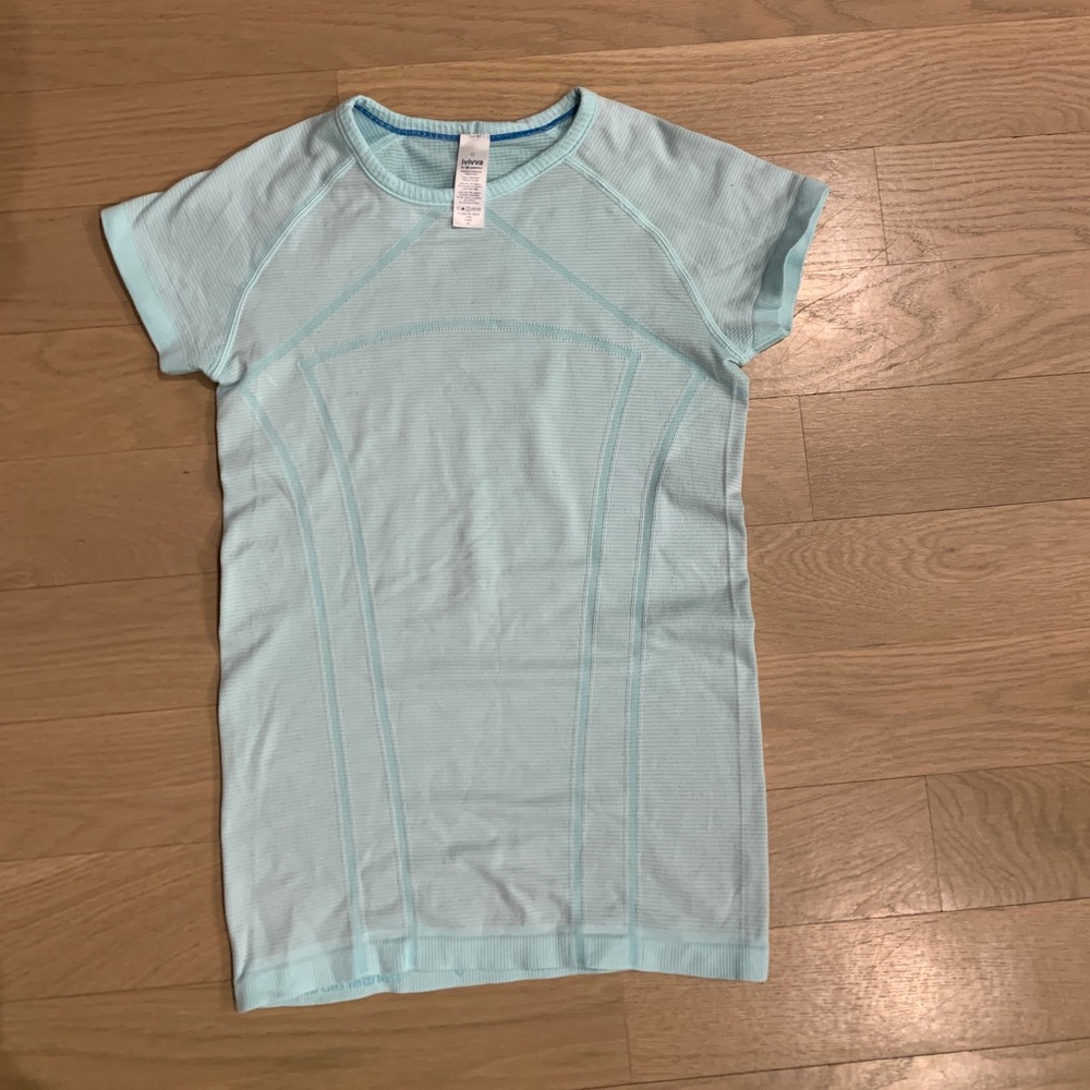 Ivivva short-sleeve top